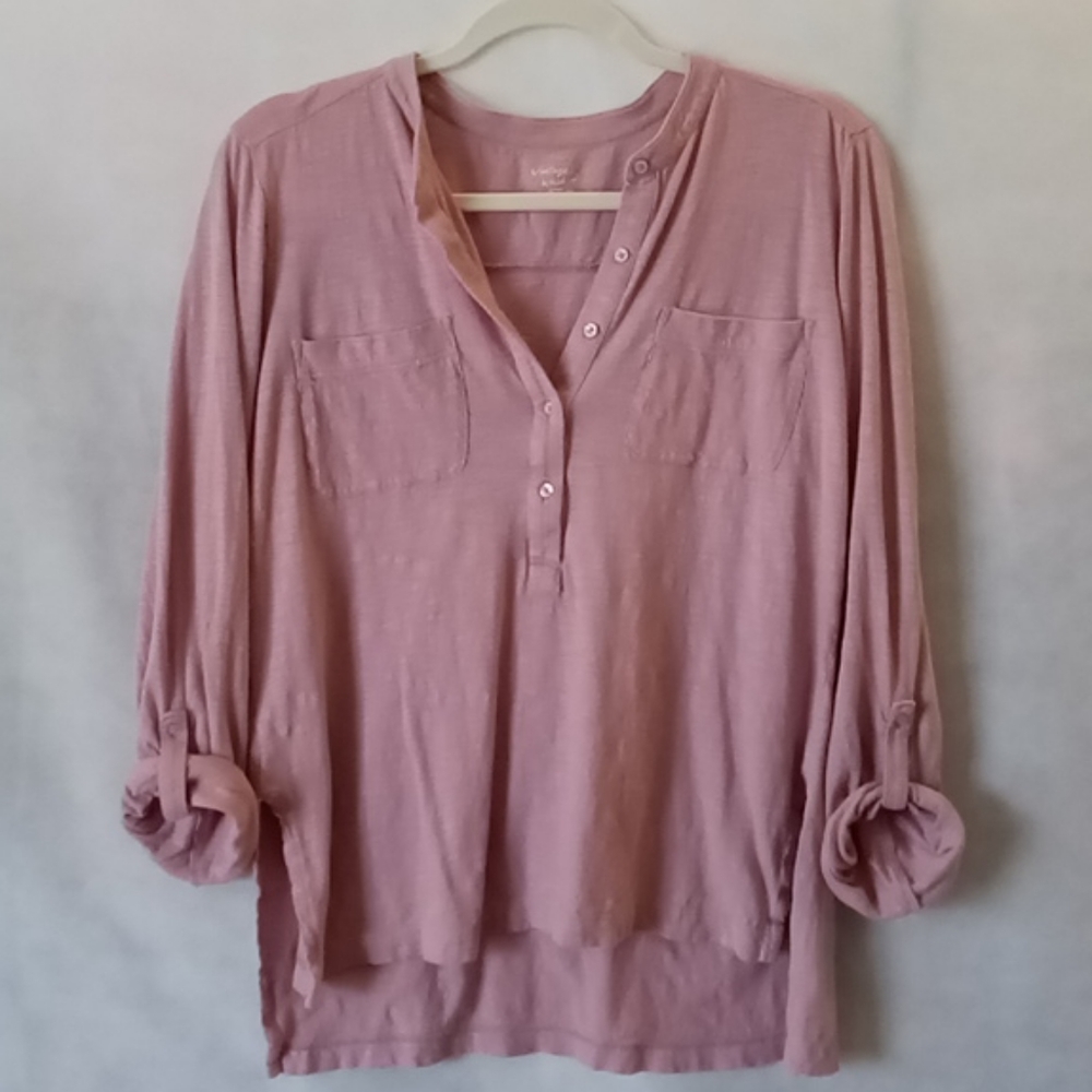 ♥️Ann Taylor Vintage wash tee sz med